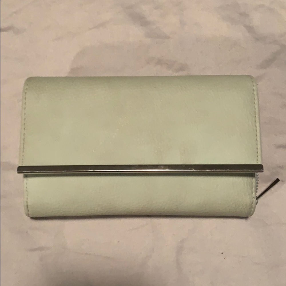 Aqua Wallet